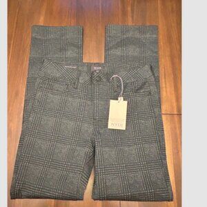 NWT NYDJ Women’s Straight Pants Knit Lift Tuck Tech Stretch Size 6 Gray Blue